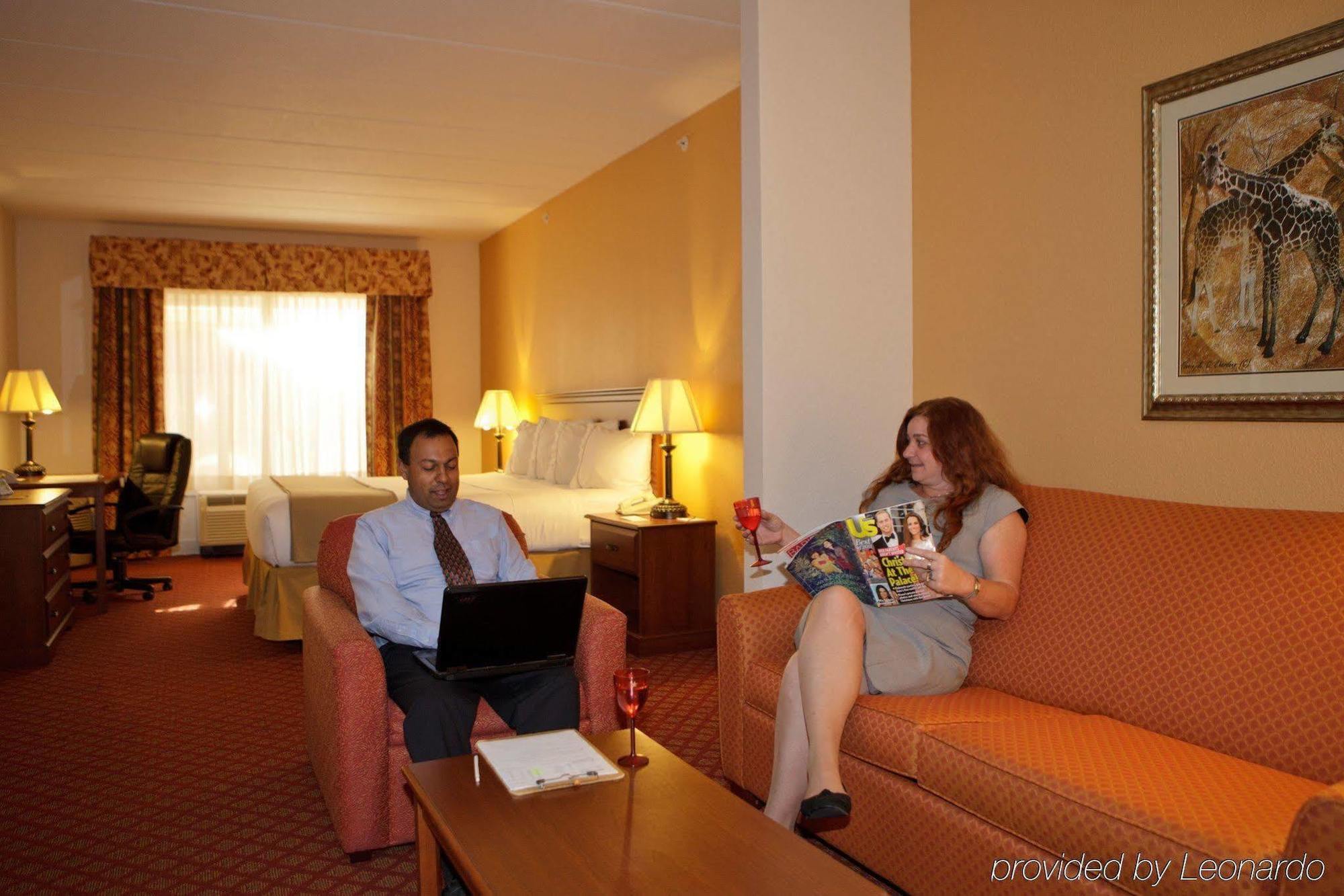 Holiday Inn Express Silver Springs - Ocala By Ihg Room photo
